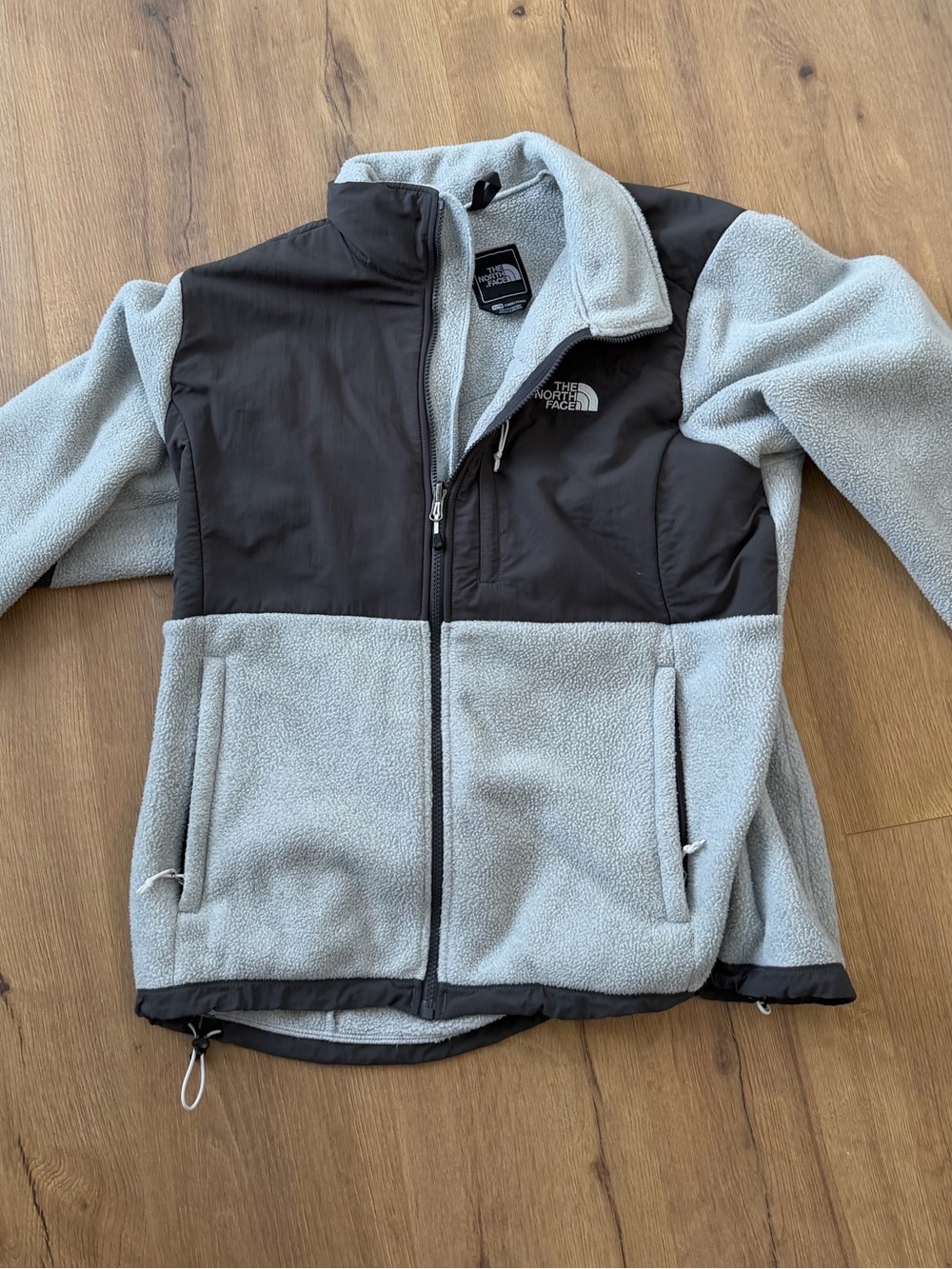 The North Face Two-Tone Light Gray Fleece Jacket